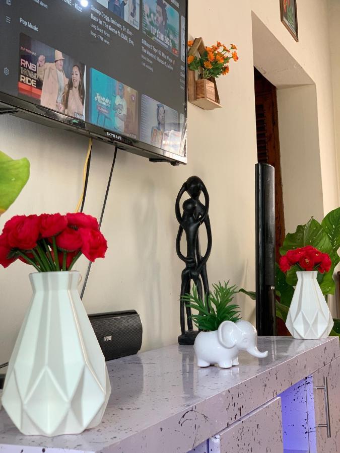 דיאני ביץ' Jambo Diani 1-Bedroom Apartment Close To The Beach מראה חיצוני תמונה